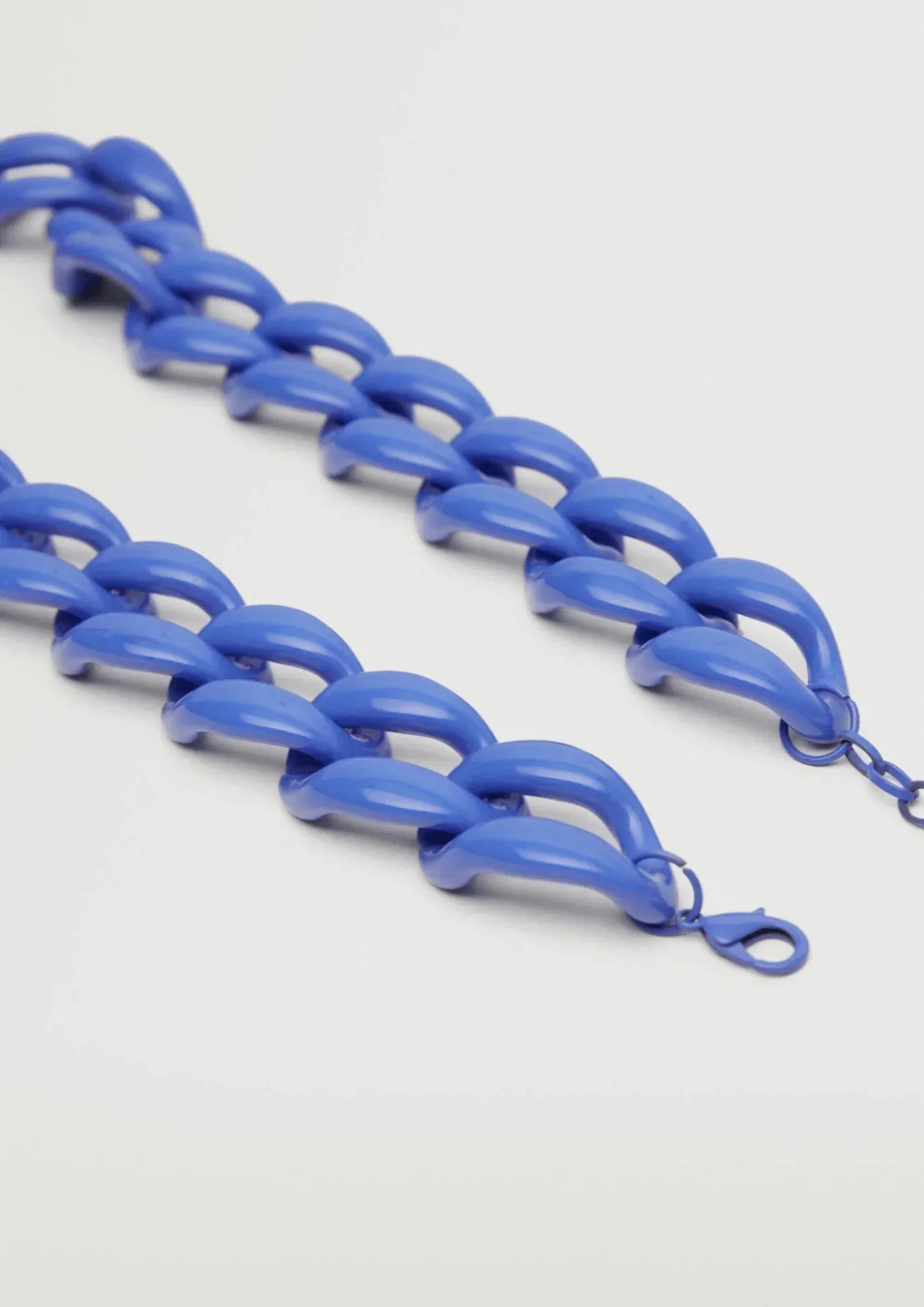 BLUE CHAIN BELT