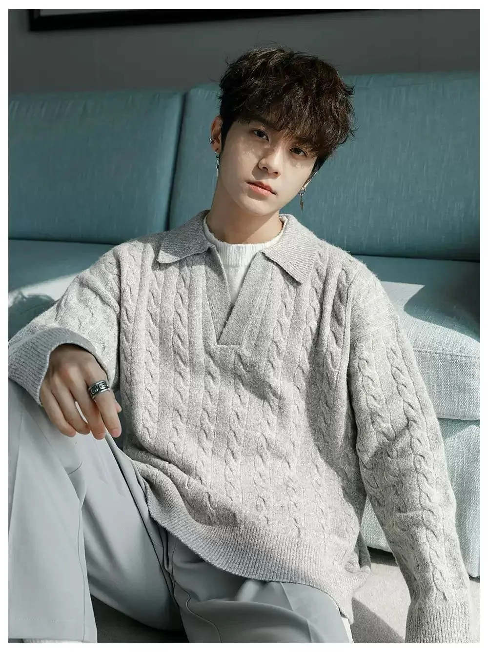 Chuan Layered Collar Twisted V-Neck Sweater